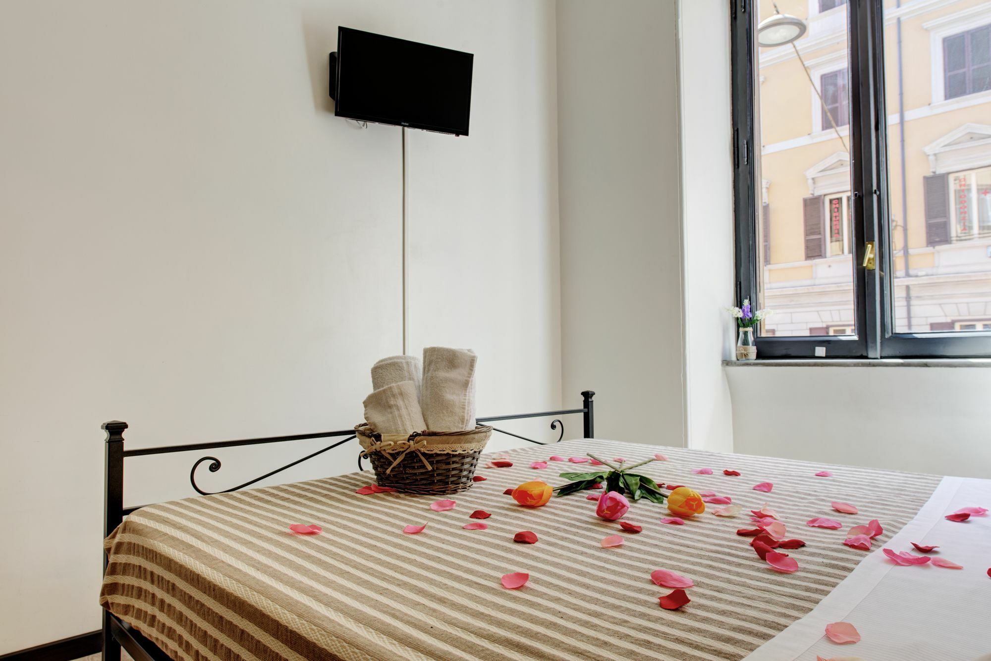 Ad Hoc Guest House Rome Exterior photo